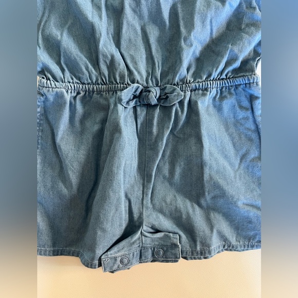 Cat & Jack 3T Light Blue Denim Puff Short Sleeve Romper w/ Buttons - Picture 3 of 5